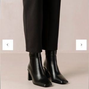 West - Black Leather Boots Alohas